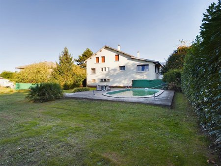 maison 182 m² avec piscine et vu vercors