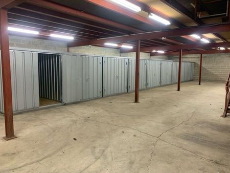 location box entrepots containers espace stockage garde meuble