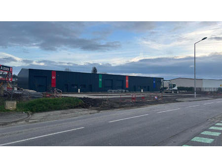 location bureaux et commerces à vire-normandie (14500) : à louer / 1000m² vire-normandie