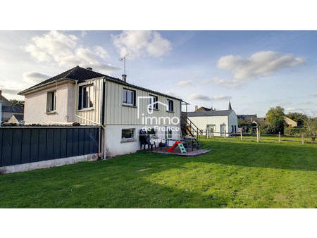 vente maison à belgeard (53440) : à vendre / 130m² belgeard