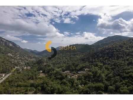 à 20 minutes de nice - terrain constructible 1632 m2