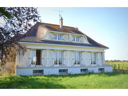 vente maison 6 pièces 147 m² saint-rémy-sur-creuse (86220)