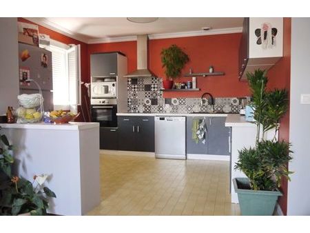vente maison 6 pièces 130 m² montescot (66200)