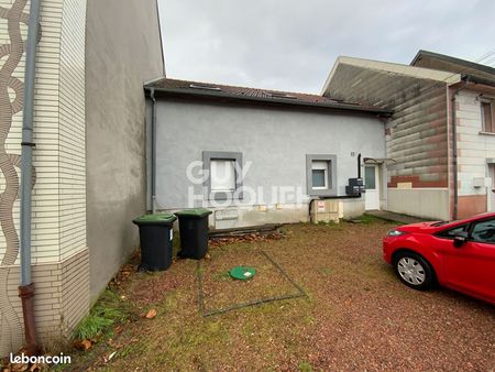 immeuble 3 pièces 170 m²