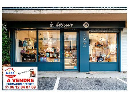 local commercial 1 pièce 45 m² chaponnay