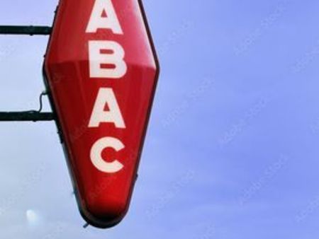 tabac presse loto dans un quartier residentiel