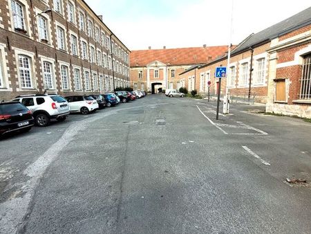 parking/box cambrai