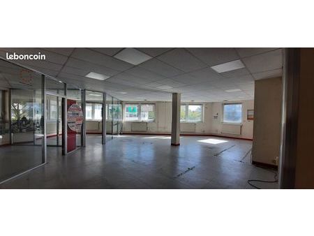 local commercial bureaux 101 m² - rillieux-la-pape