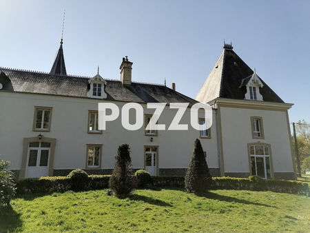 vente d'un château 12 pièces (323 m²) au lorey