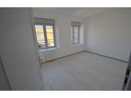 location appartement 4 pièces 95 m² gray (70100)