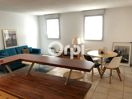 location appartement 3 pièces 57m2 marseille 8eme (13008) - 1017 € - surface privée