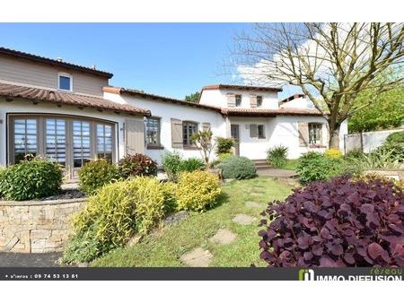 vente maison 8 pièces 170 m² cholet (49300)