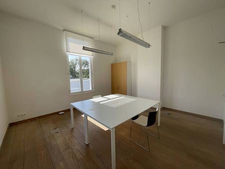bureaux (16 m² - 35 m²) à louer à sint-martens-latem