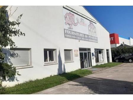 location - local d'activite 800 m2 chambray les tours