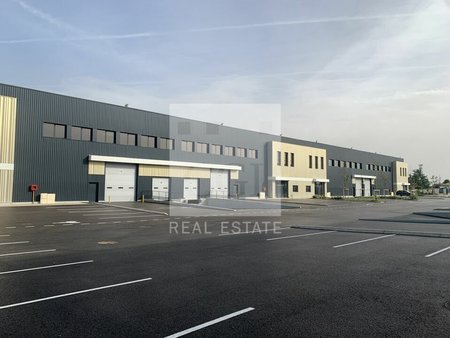 location d'entrepôt de 11 294 m² à saint-bonnet-de-mure - 69720