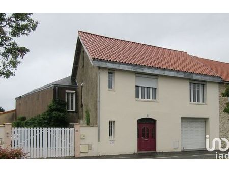 vente maison 10 pièces 343 m² bressuire (79300)