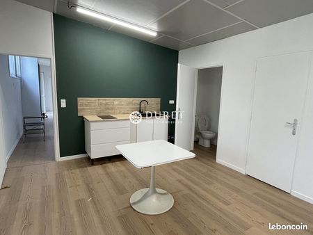 bureaux 160 m² fontenay-le-comte