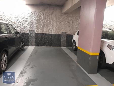 location parking fontainebleau (77300)  60€