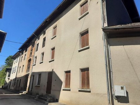 maison chamoux-sur-gelon 147.4 m² t-5 à vendre  170 000 €