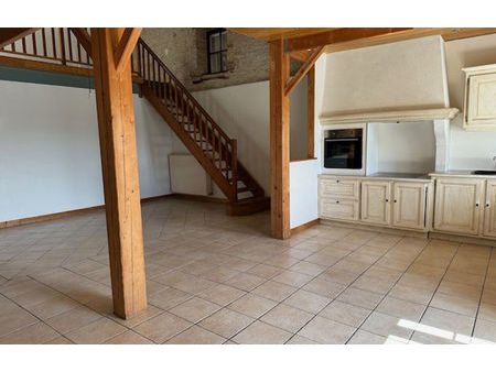 vente maison 6 pièces 233 m² saint-jean-de-beugné (85210)