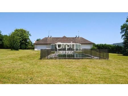maison sauviat-sur-vige 260 m² t-8 à vendre  282 000 €