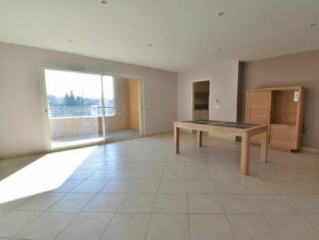 appartement saint-donat-sur-l'herbasse 139 m² t-3 à vendre  455 000 €