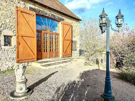 maison saint-silvain-sous-toulx 82 m² t-2 à vendre  99 000 €