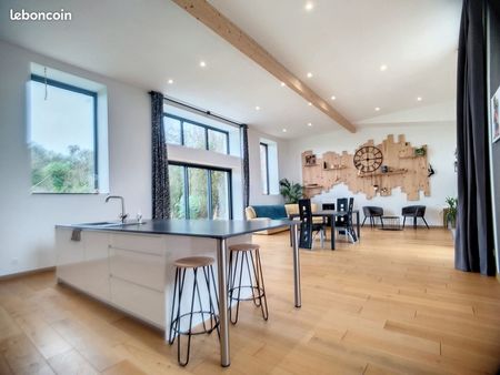 maison 8 pièces 193 m²