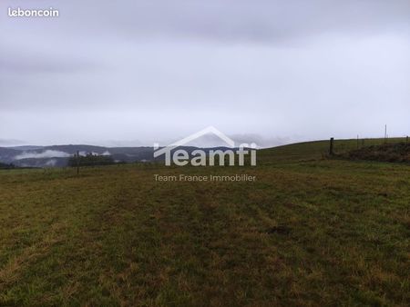 terrain 3750 m² saint-germain-laval