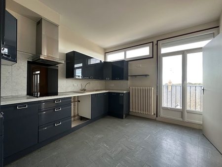location appartement 5 pièces 118 m²