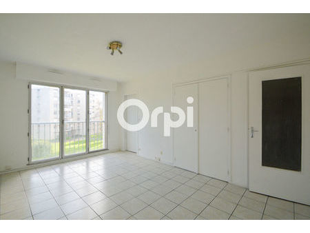 location appartement 1 pièces 35m2 pau 64000 - 420 € - surface privée