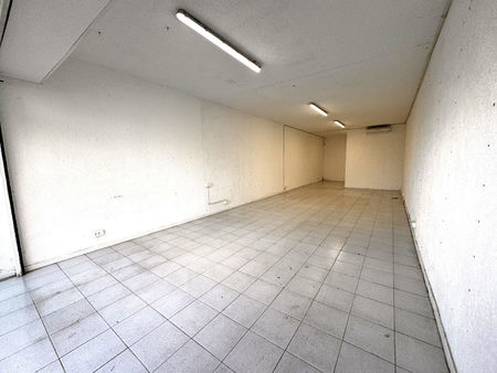 local commercial 70m² lucciana