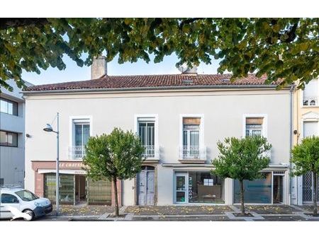 vente maison 7 pièces 186 m² mont-de-marsan (40000)