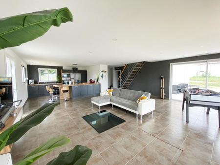 maison 5 pièces 155 m²