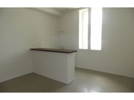 location appartement 1 pièce 23 m² saint-girons (09200)