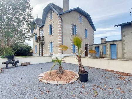 maison morlanne 480 m² t-13 à vendre  560 000 €