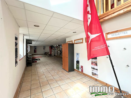 local commercial - 180m²