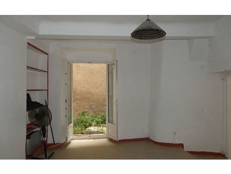 maison régusse 89.99 m² t-4 à vendre  80 000 €