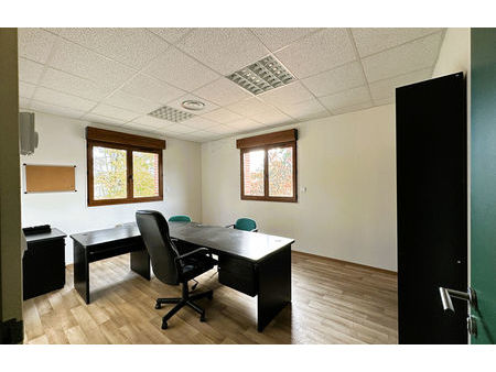 location bureau 256 m² neung-sur-beuvron (41210)