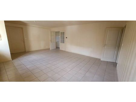 location appartement  m² t-4 à chancenay  560 €