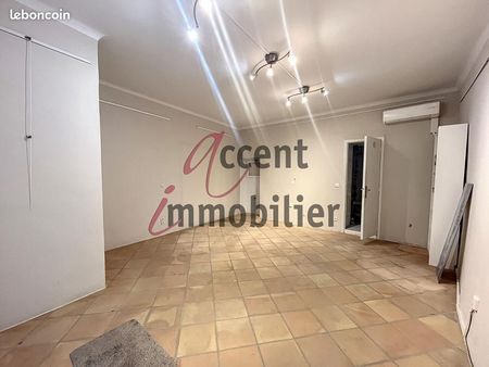 local commercial 28 m²