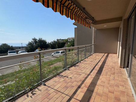 bastia - t2 - terrasse - parking