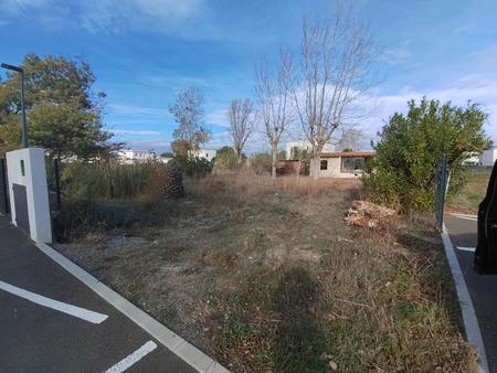 terrain constructible serignan 726 m2