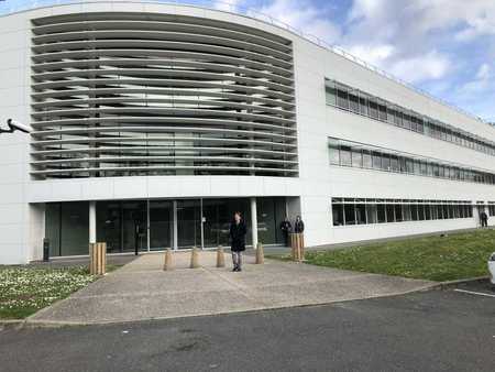 location de bureau de 1 050 m² à boigny-sur-bionne - 45760