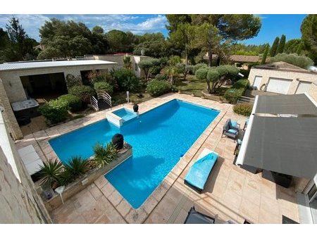 ideal famille villa de 270m2 à villetelle