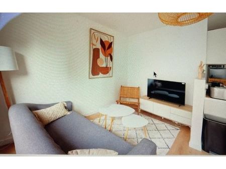 location appartement 4 pièces 64 m² oullins (69600)