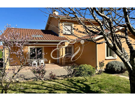 vente maison 4 pièces 150 m² montmelas-saint-sorlin (69640)