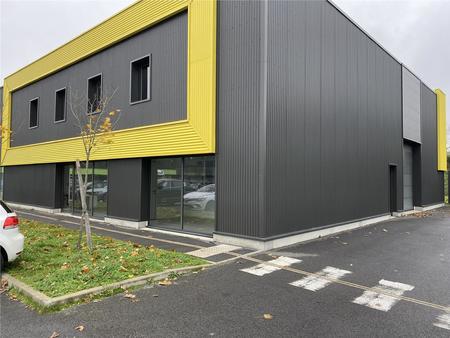 location d'entrepôt de 400 m² à sorinières - 44840