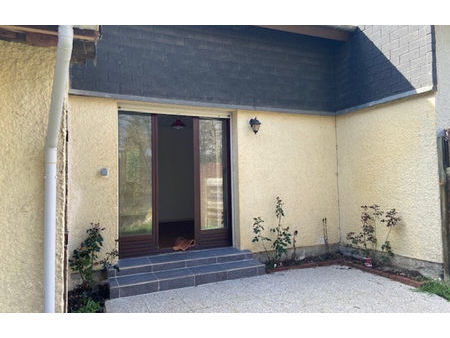 location maison 3 pièces 60 m² bernay (27300)
