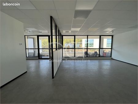 bureaux 431 m²